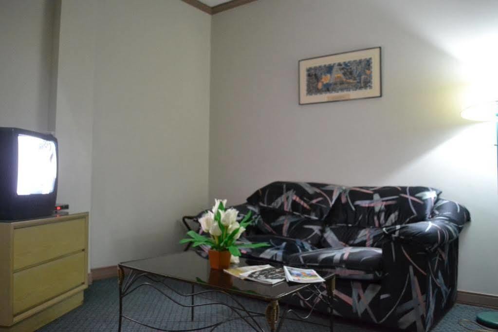 Hotel West Plaza Desekel Koror Exterior foto
